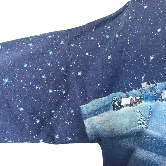 Winter/Christmas Scene - Crewneck Sweatshirt - Picture 6 of 7